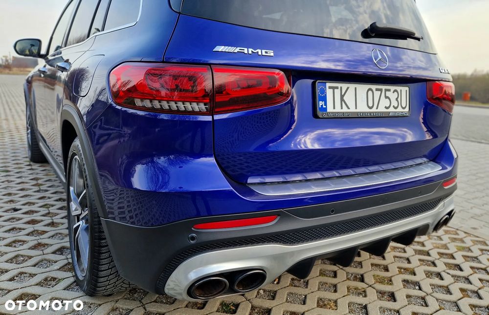 Mercedes-Benz GLB - 11