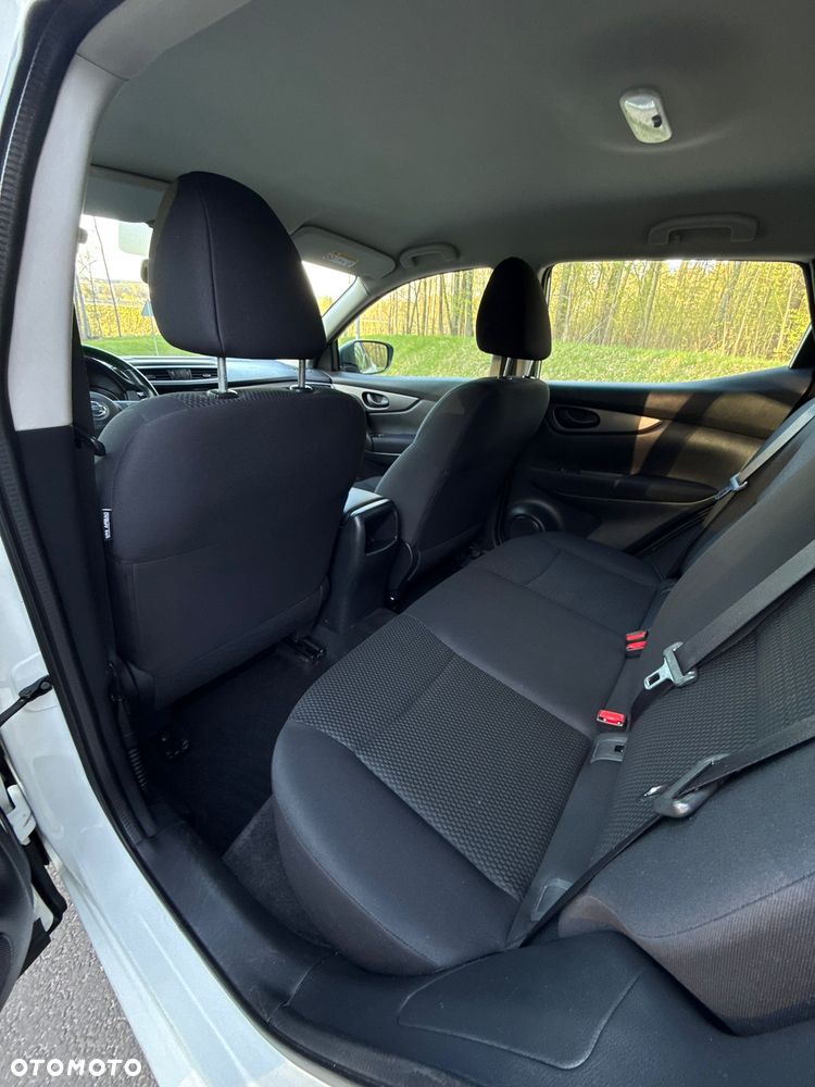 Nissan Qashqai 1.3 DIG-T Acenta - 12