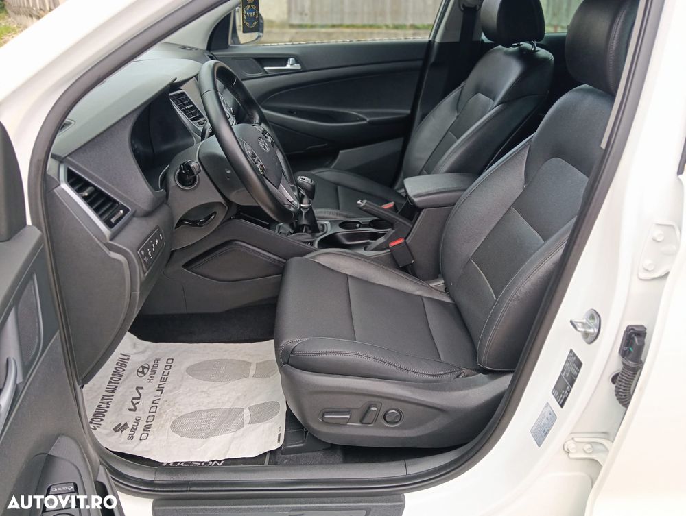 Hyundai Tucson blue 1.7 CRDi 2WD Intro Edition - 5