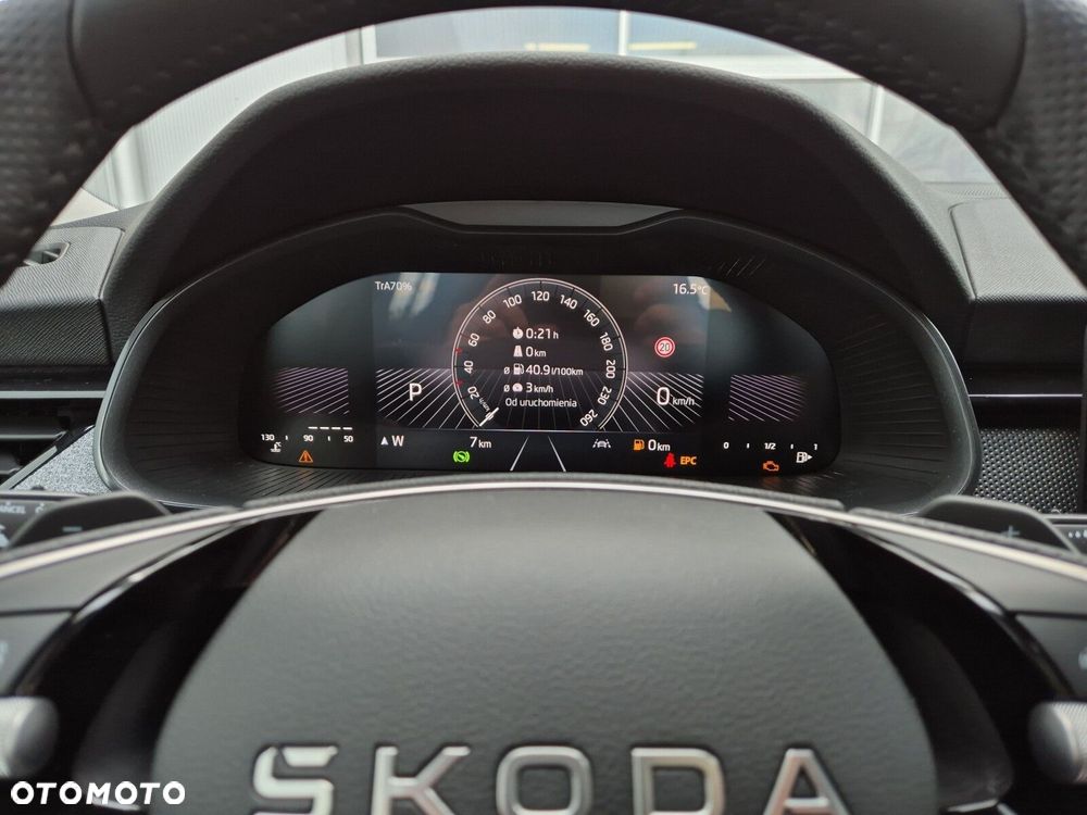 Skoda Scala 1.0 TSI Drive DSG - 24