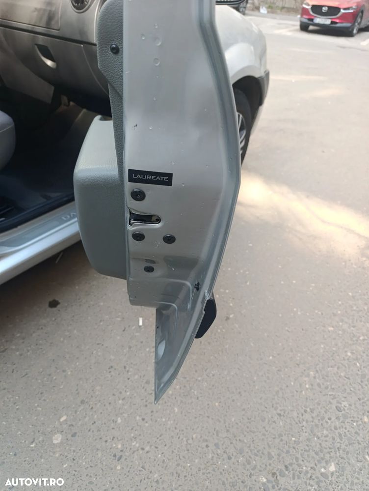 Dacia Logan K90 1.6 16v Laureate - 13