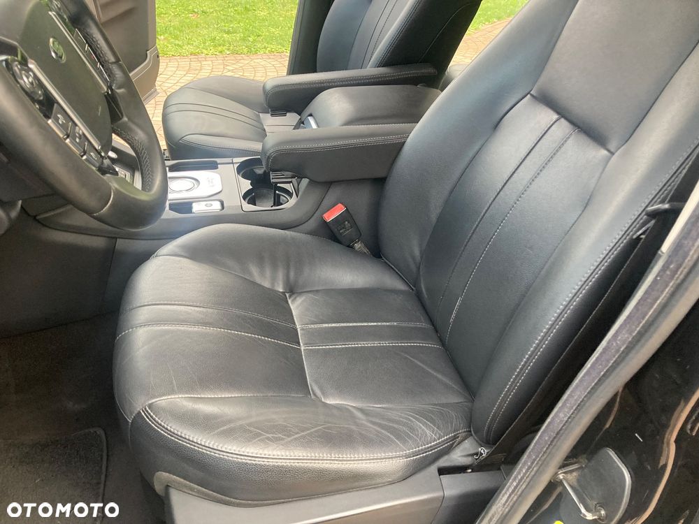 Land Rover Discovery TD V6 HSE - 13
