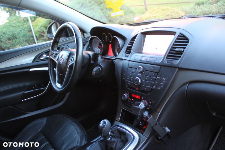 Opel Insignia 2.0 CDTI - 9