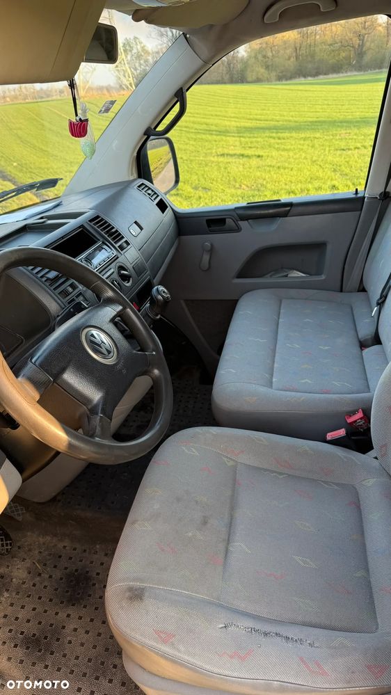 Volkswagen Transporter T5 - 10
