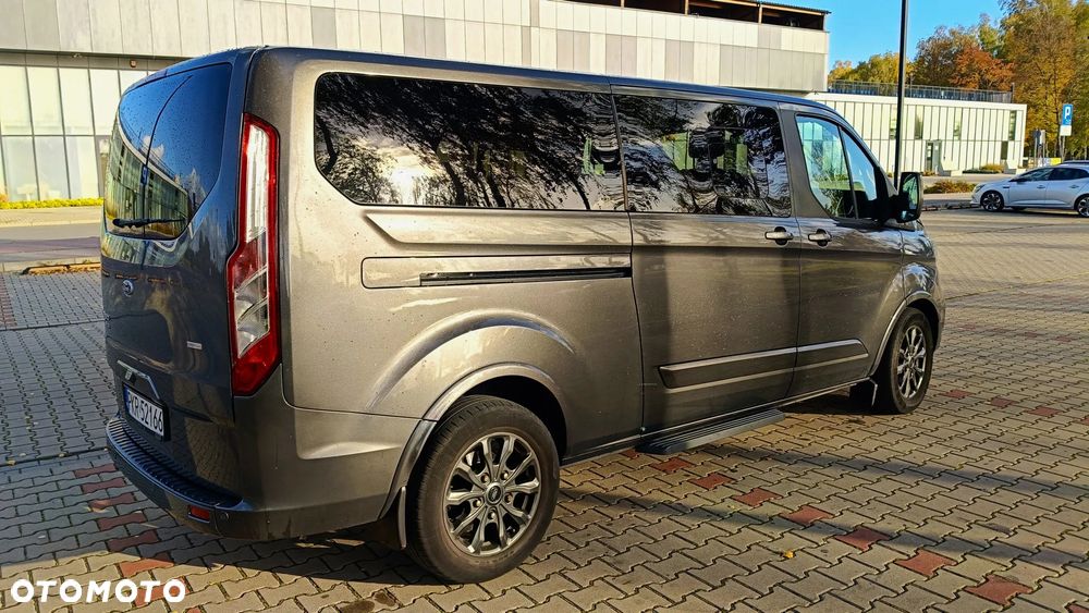 Ford Tourneo Custom - 3