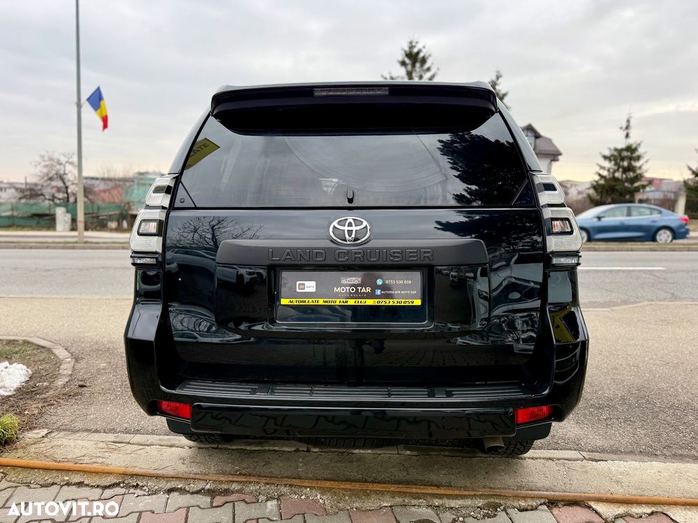 Toyota Land Cruiser 2.8l D-4D 204 CP A/T Luxury Black Matte Edition - 10