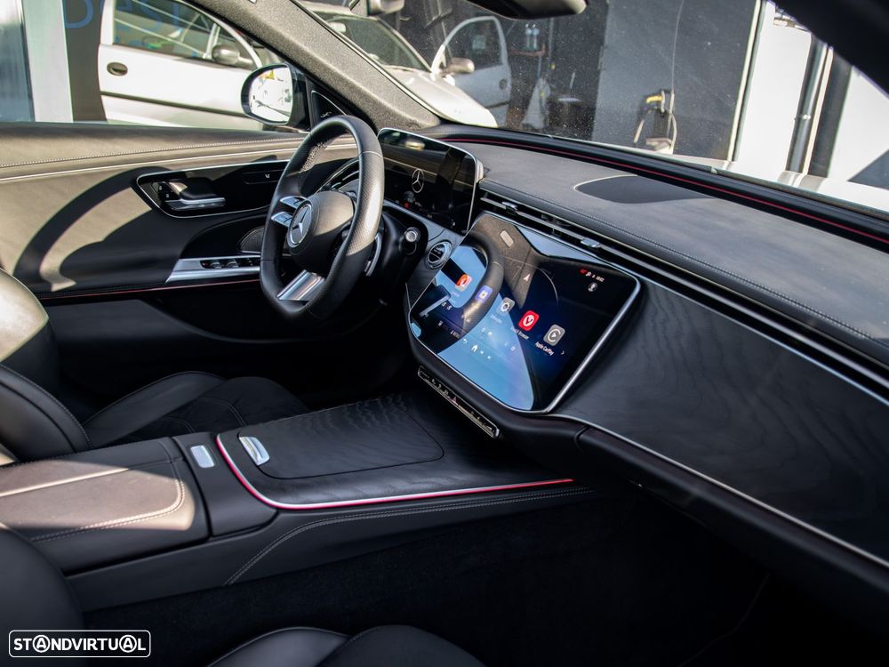 Mercedes-Benz E 300 de - 36