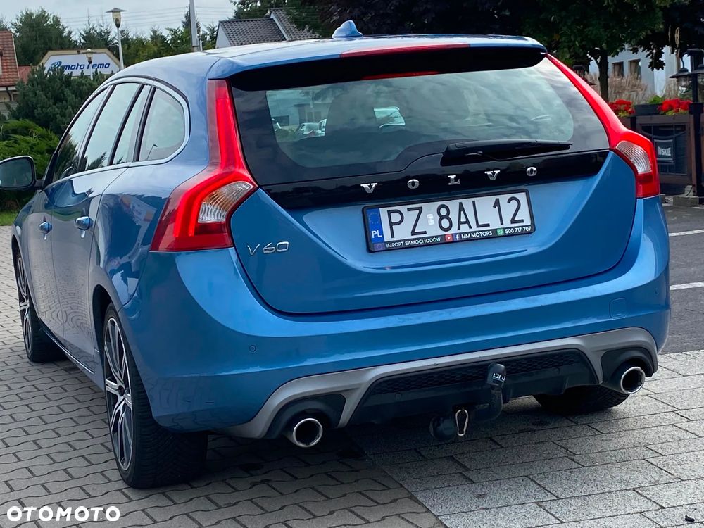 Volvo V60 D2 Drive-E R-Design Momentum - 8