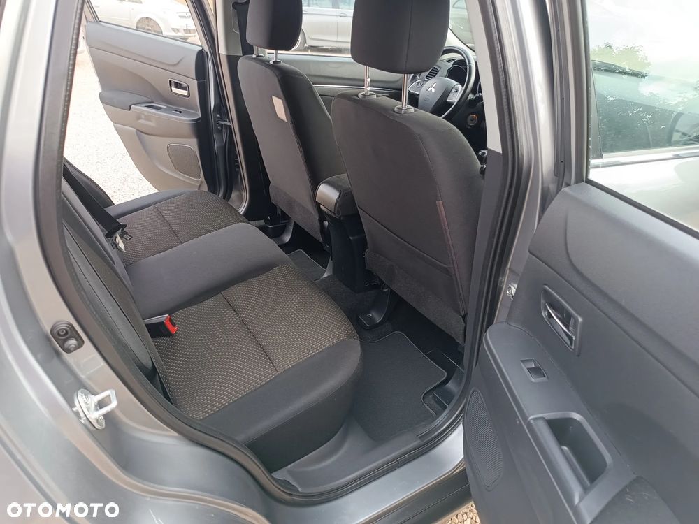 Mitsubishi ASX 1.8 DI-D 2WD Inform - 30