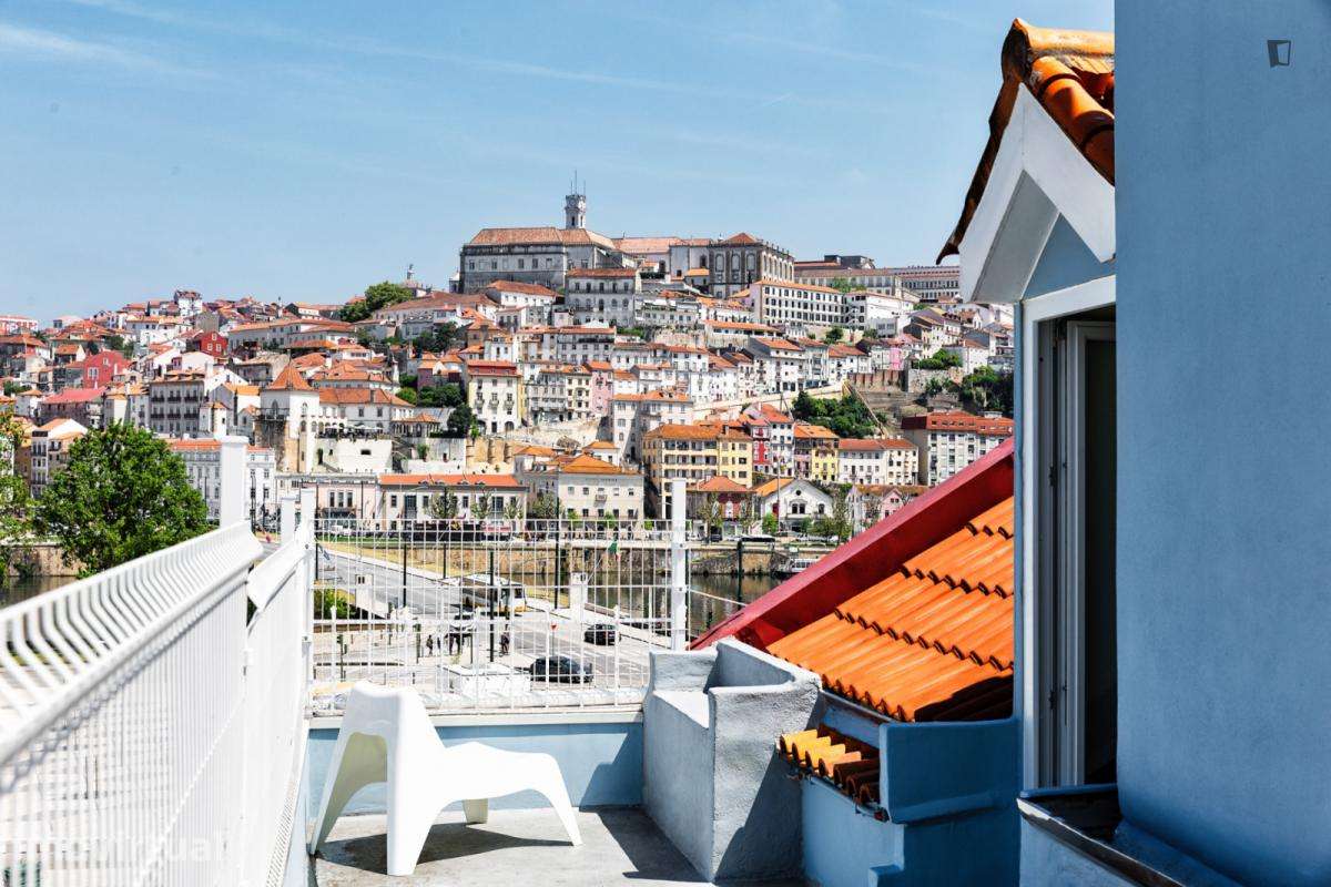 Estúdio - localizado em Baixa de Santa Clara Coimbra - Grande imagem: 5/5