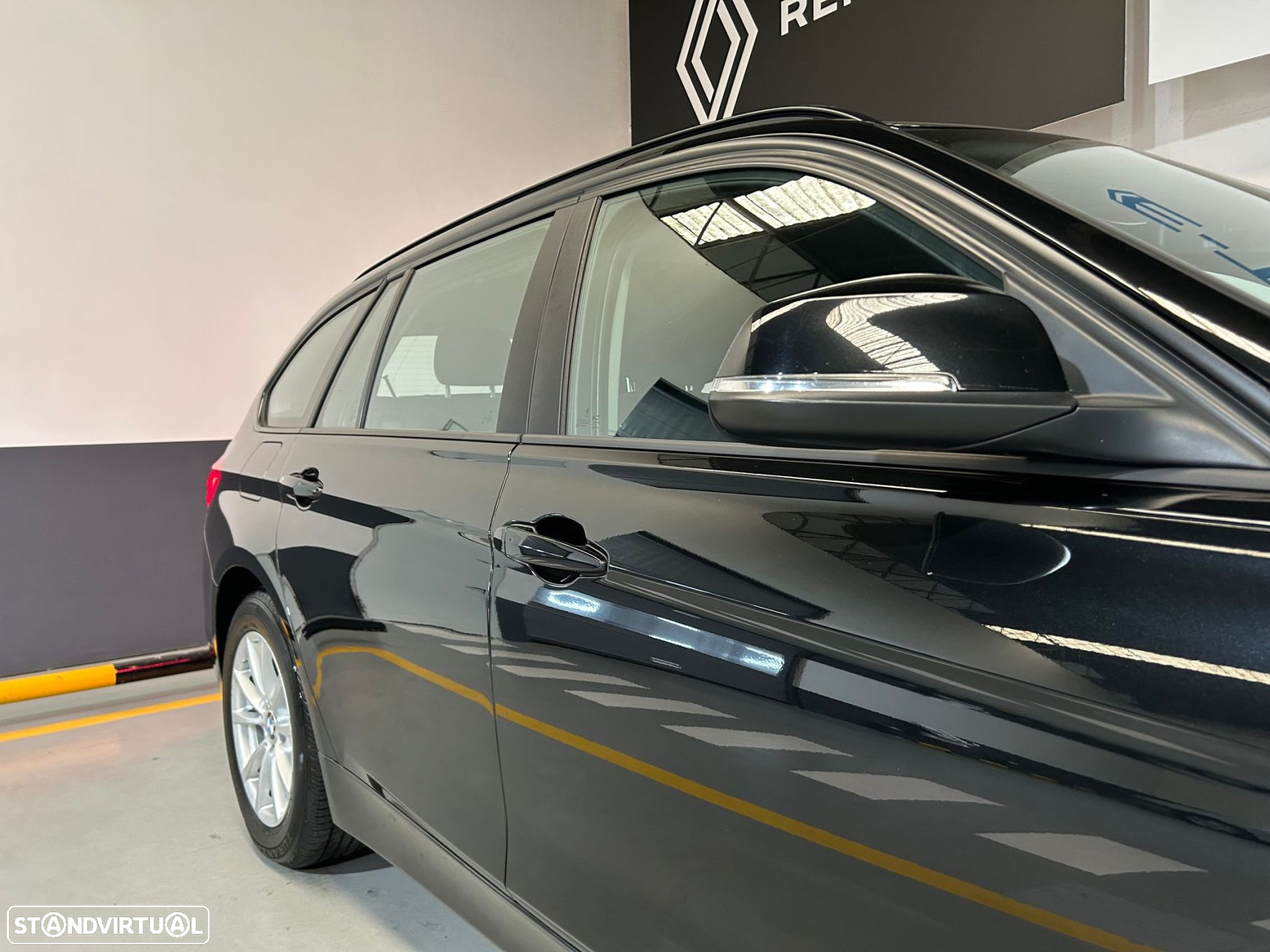 BMW 318 d Touring Auto - 12