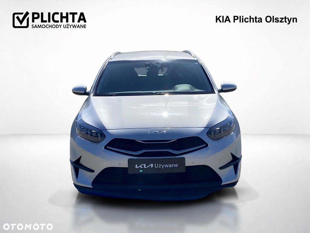 Kia Ceed - 8