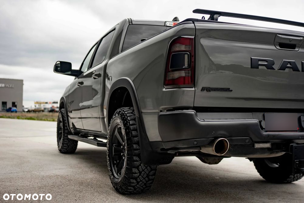 Dodge RAM 1500 5.7 4x4 - 6