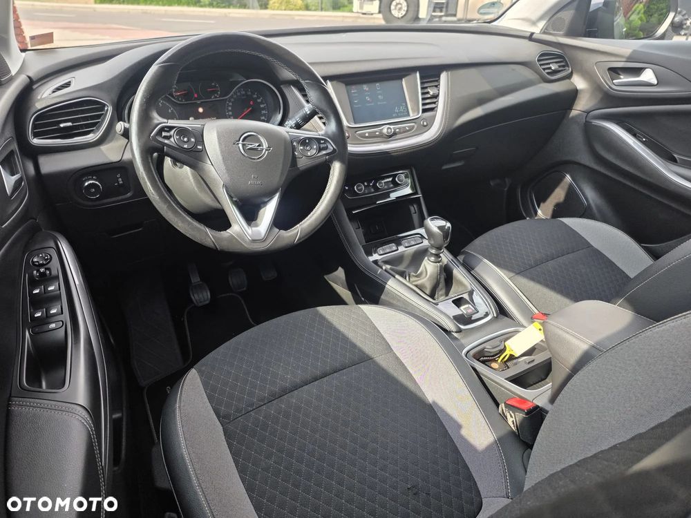 Opel Grandland X 1.2 T Innovation S&S - 15