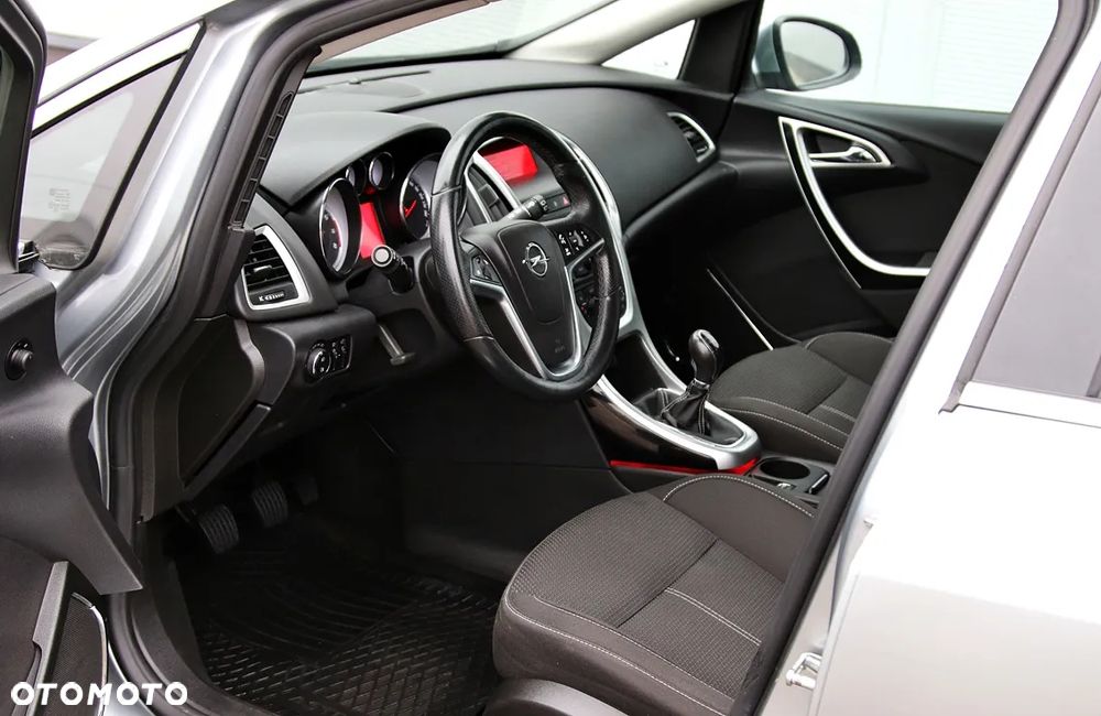 Opel Astra 1.4 T Enjoy - 14