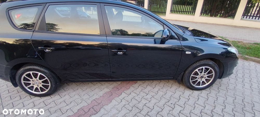 Hyundai i30 1.6 Premium - 4
