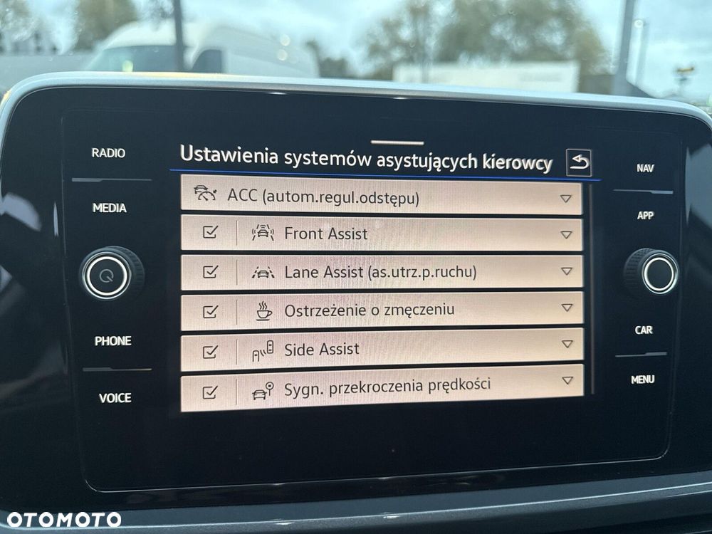 Volkswagen T-Roc 1.5 TSI Style DSG - 26