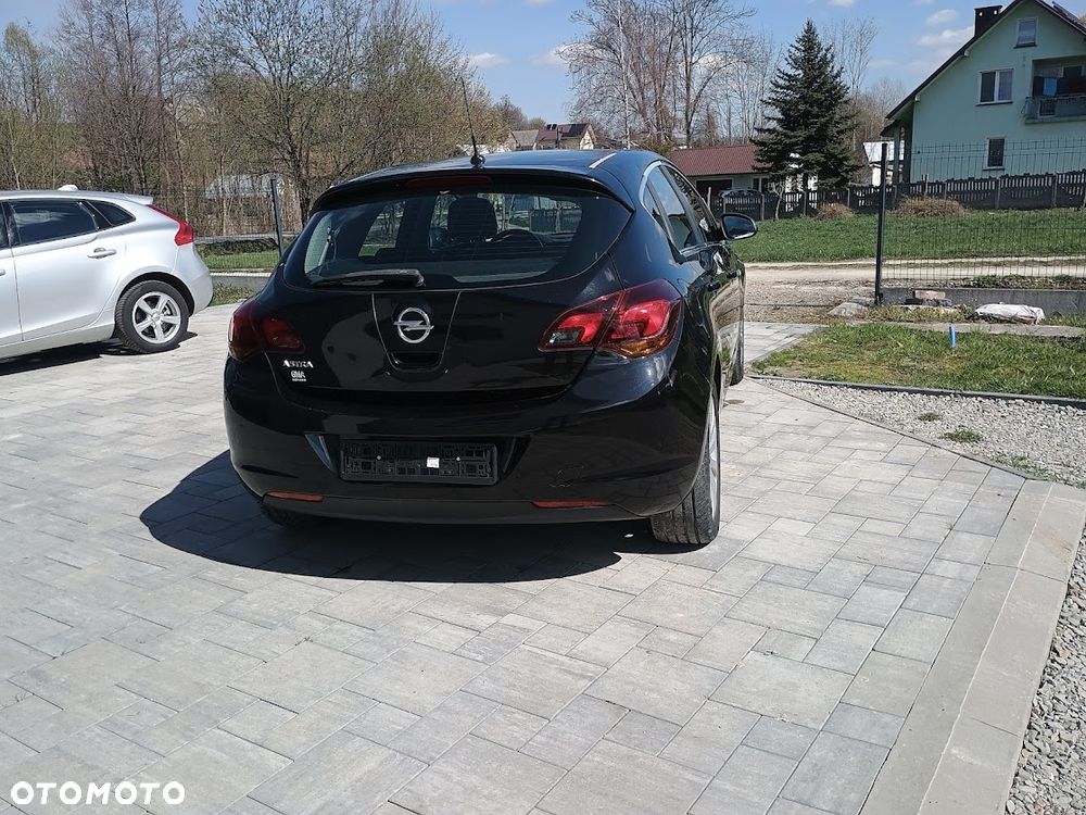 Opel Astra 1.4 Selection - 8