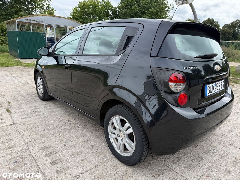 Chevrolet Aveo 1.4 16V LT - 12