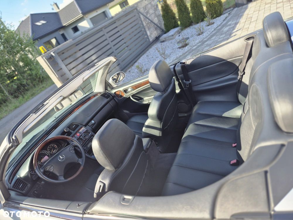 Mercedes-Benz CLK - 14