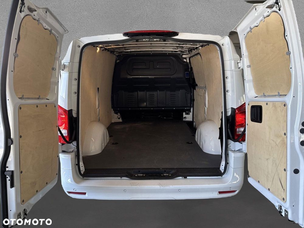 Mercedes-Benz Vito - 20