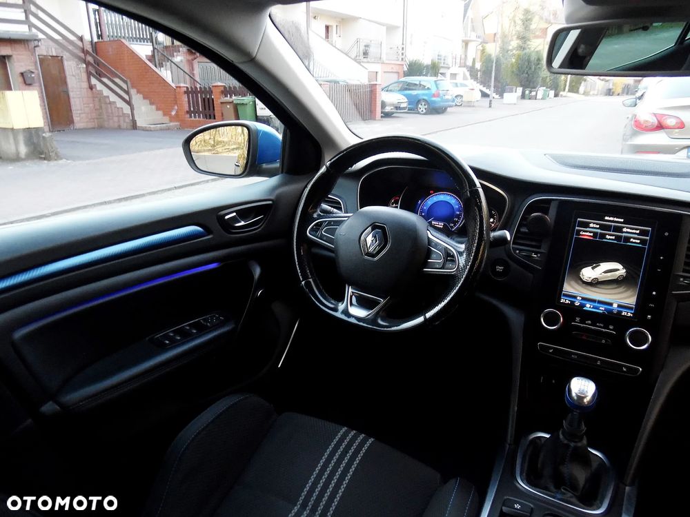 Renault Megane ENERGY TCe 130 GT LINE - 31