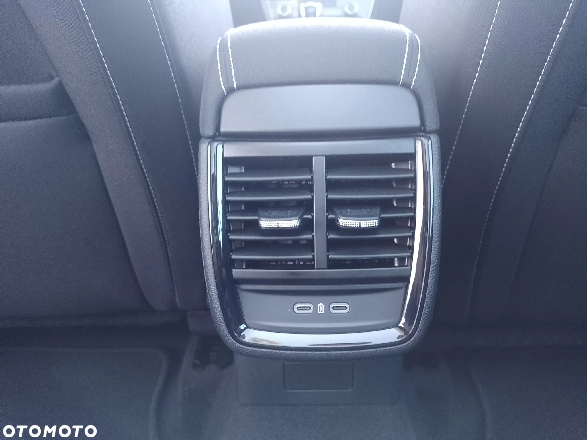 Skoda Scala 1.0 TSI Monte Carlo DSG - 24