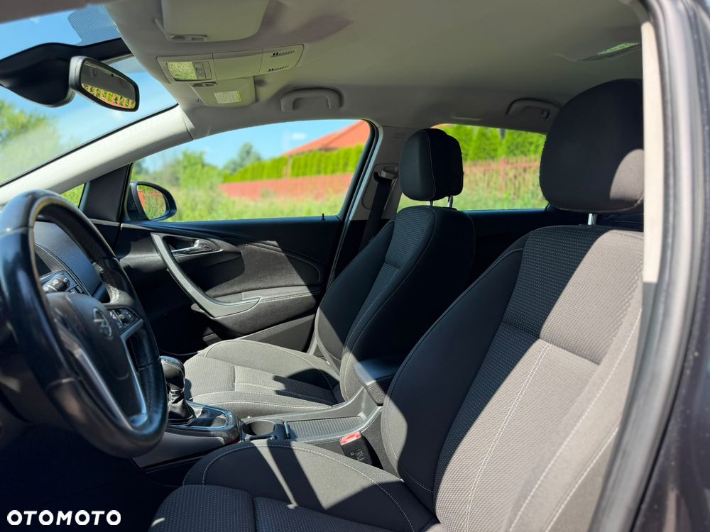 Opel Astra 2.0 CDTI Cosmo S&S - 13