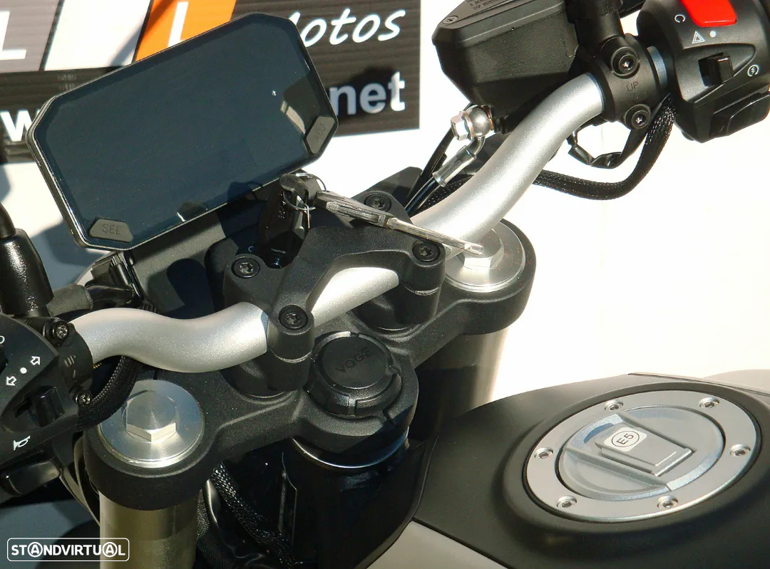 Voge 350AC - 11