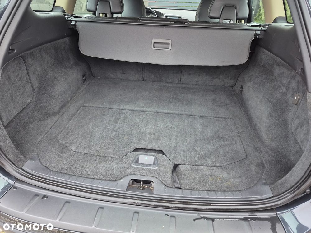 Volvo XC 60 D3 AWD Momentum - 21