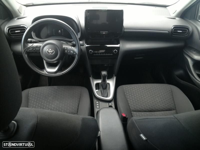 Toyota Yaris Cross 1.5 HDF Comfort Plus - 12