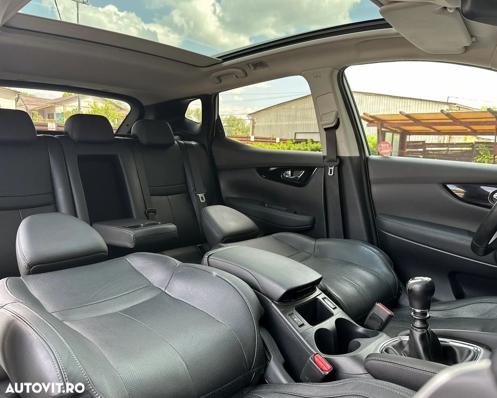 Nissan Qashqai 1.6 DCI TEKNA+ - 11