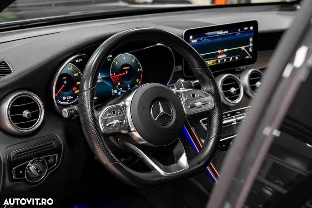 Mercedes-Benz GLC 220 d 4Matic 9G-TRONIC AMG Line - 30