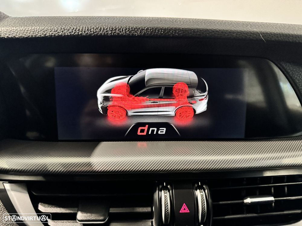 Alfa Romeo Stelvio 2.2 D Super AT8 - 51