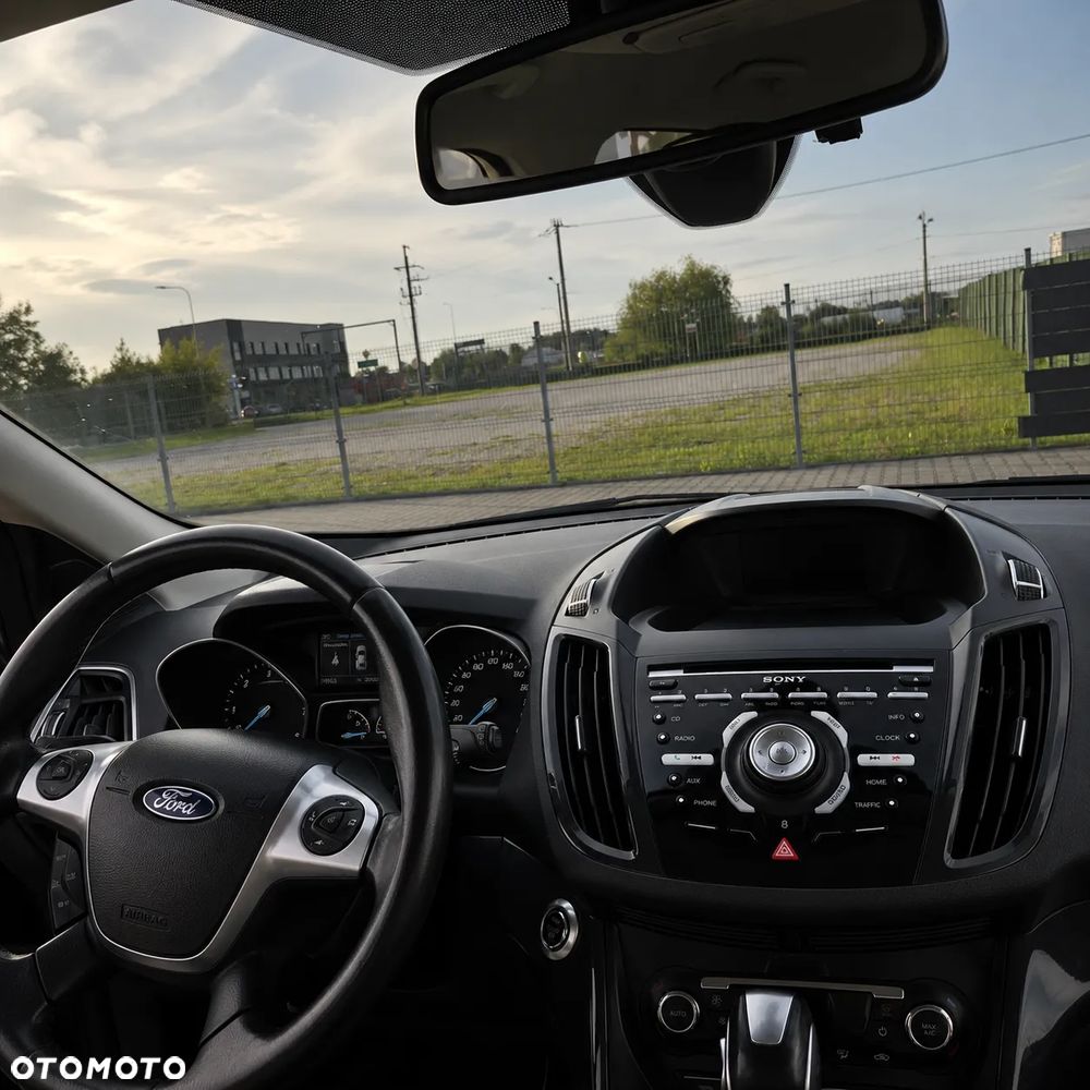 Ford Kuga 2.0 TDCi 4WD Titanium - 28