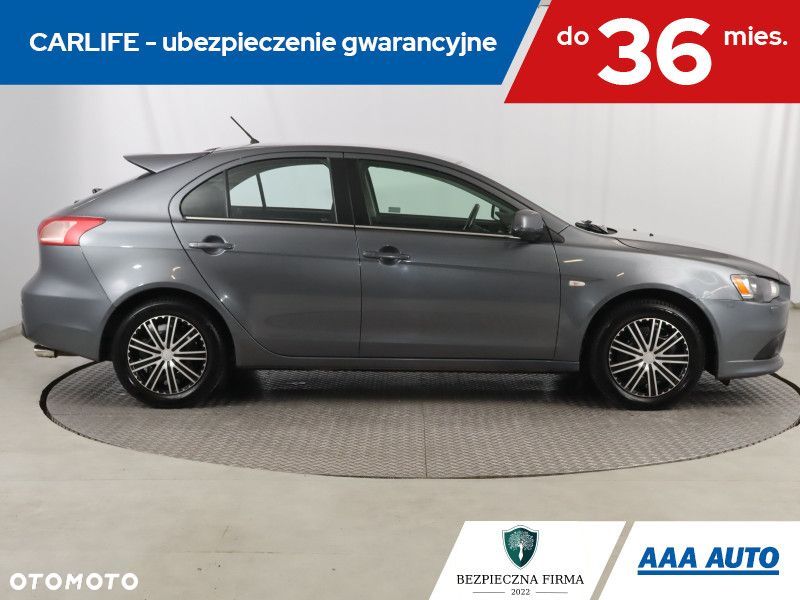 Mitsubishi Lancer - 7