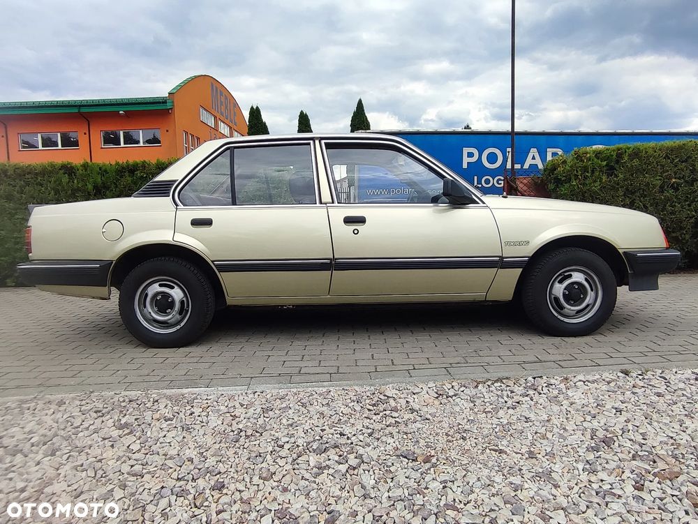 Opel Ascona - 2