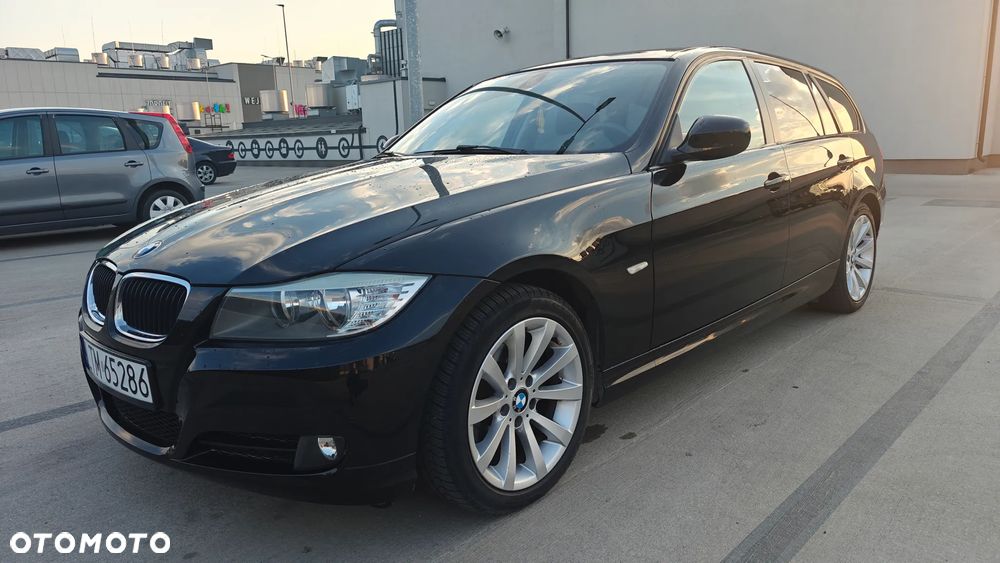 BMW Seria 3 318i Edition Sport - 5