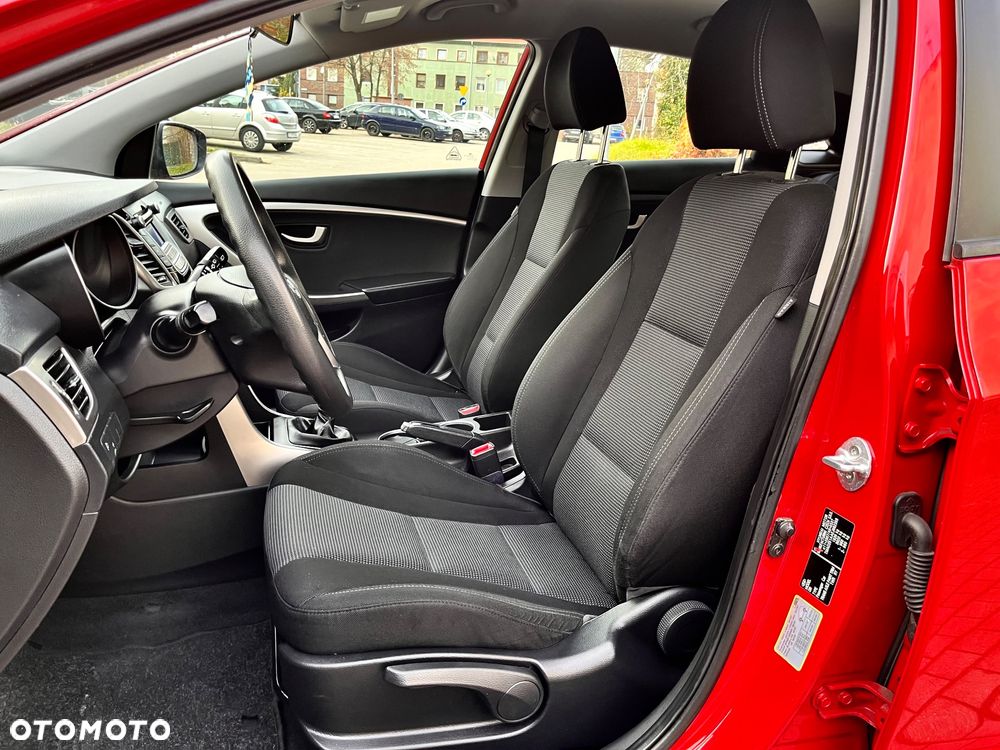 Hyundai i30 ver-1-4-classic-plus - 14