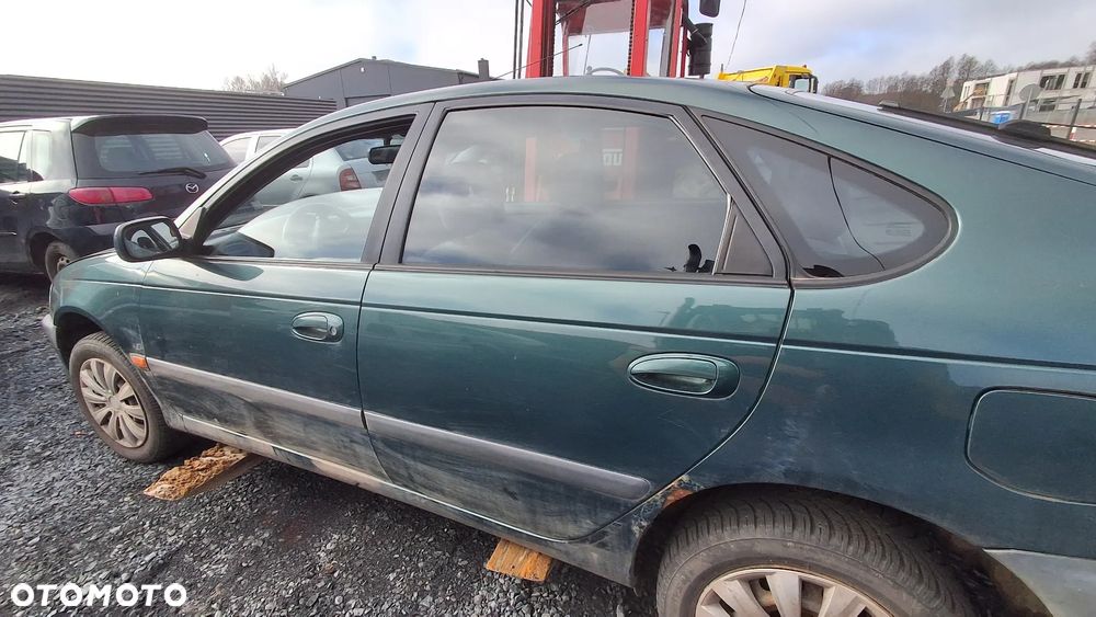 TOYOTA AVENSIS T22 HB DRZWI LEWY TYŁ TYLNE LEWE KOMPLETNE 6P3 nr. 59/3 - 1