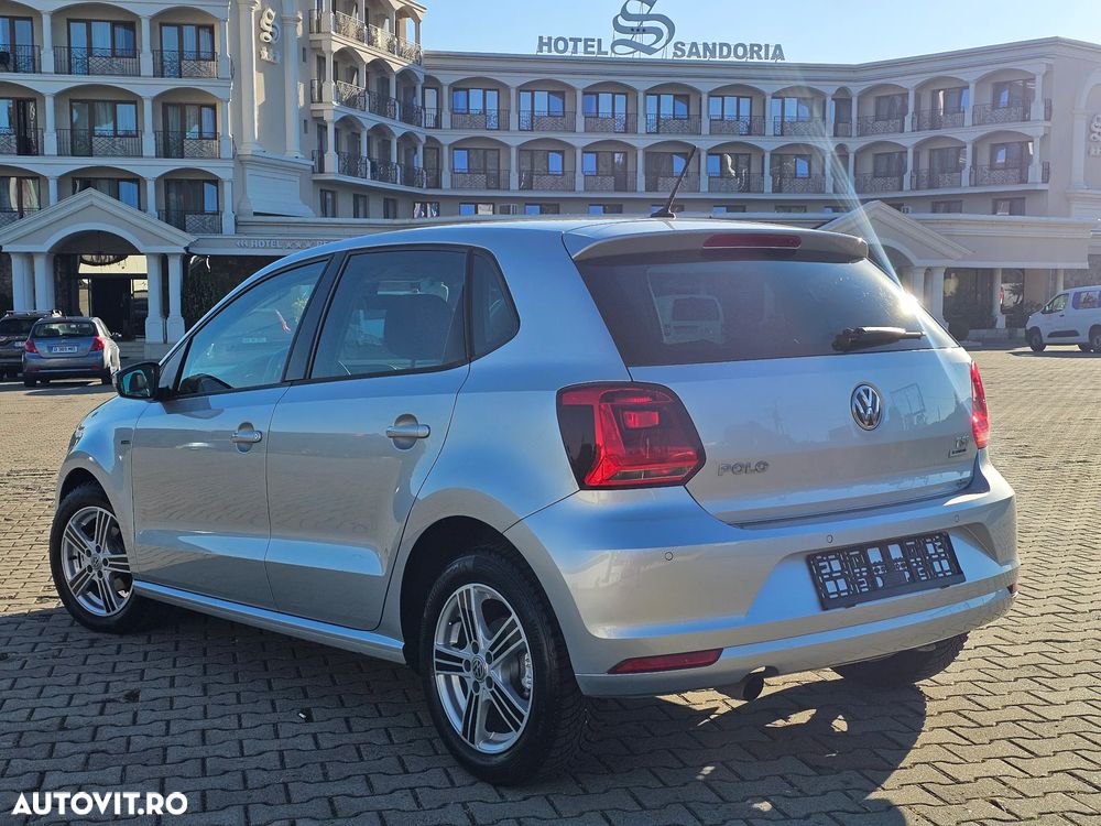 Volkswagen Polo 1.2 TSI Blue Motion Technology DSG Lounge - 4