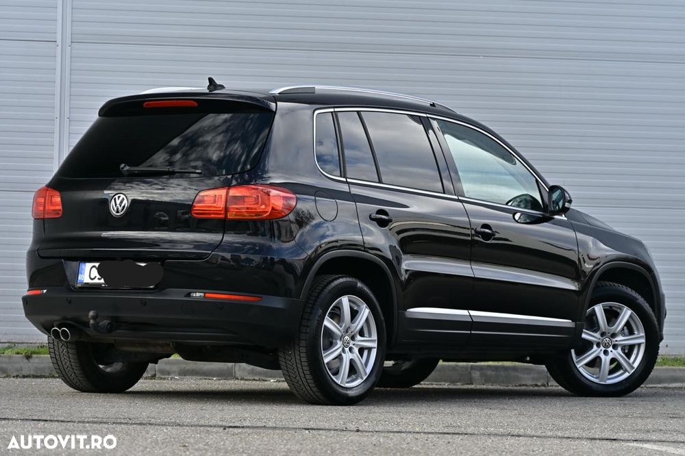 Volkswagen Tiguan 2.0 TDI DPF 4Motion BlueMotion Technology DSG Lounge Sport & Style - 7