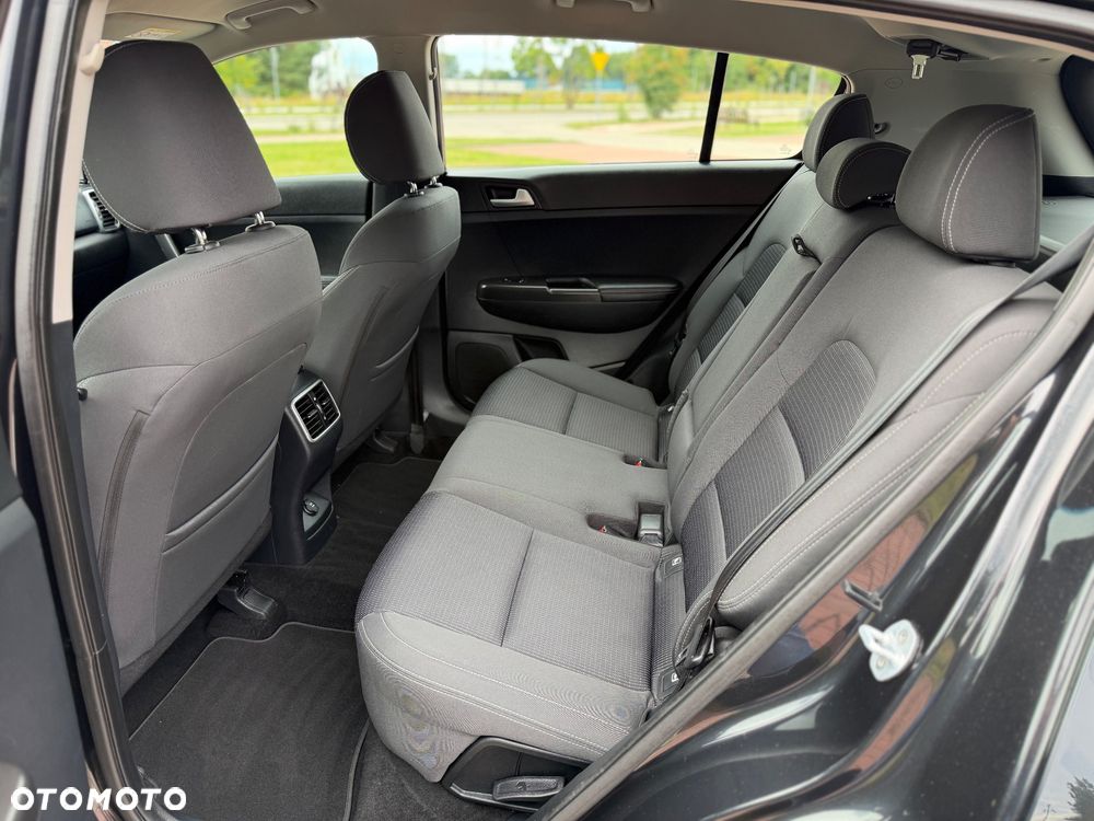 Kia Sportage 2.0 CRDI 4WD Automatik Spirit - 14