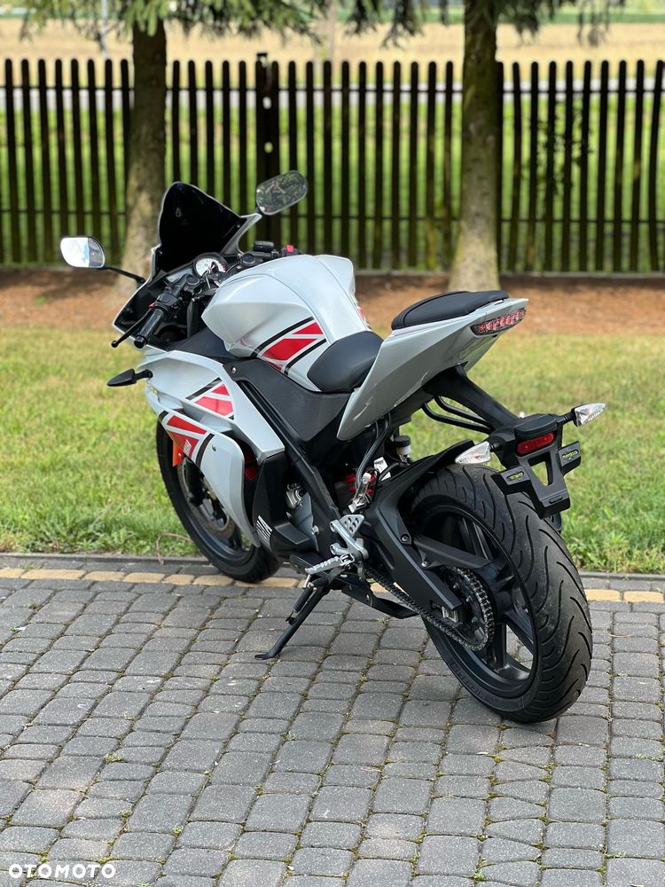 Yamaha R125 - 7