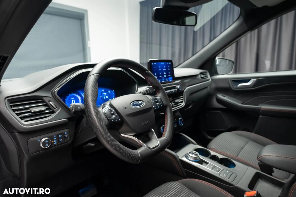 Ford Kuga 2.5 Duratec FHEV ST-LINE - 3