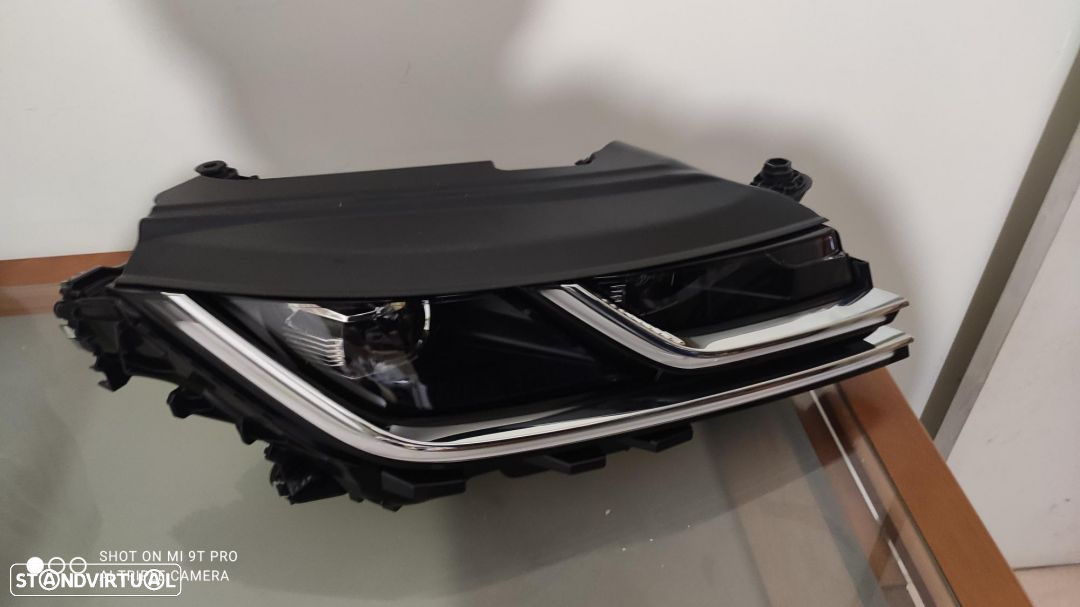 farol direito full Led VW ARTEON - 3