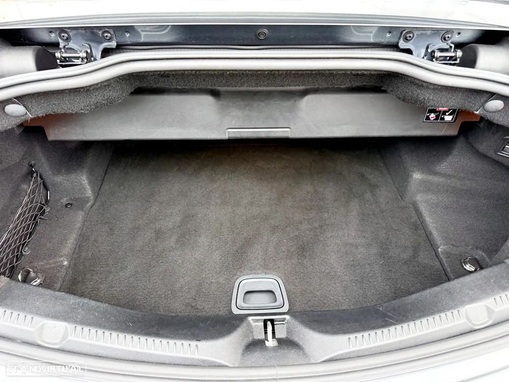 Mercedes-Benz C 220 d Cabrio 9G-Tronic AMG Line - 35