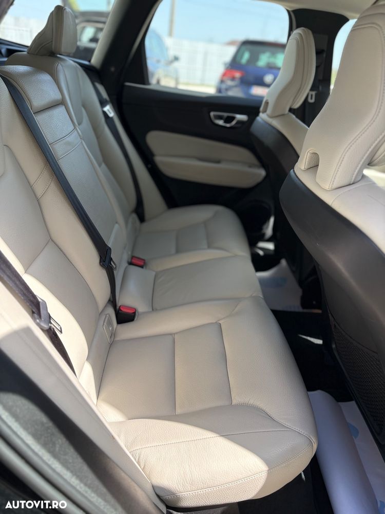 Volvo XC 60 D4 AWD Inscription - 7