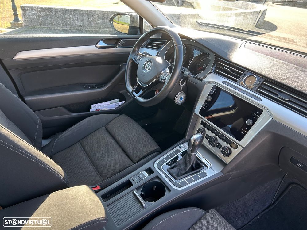 VW Passat Variant 2.0 TDI Business Package DSG - 7