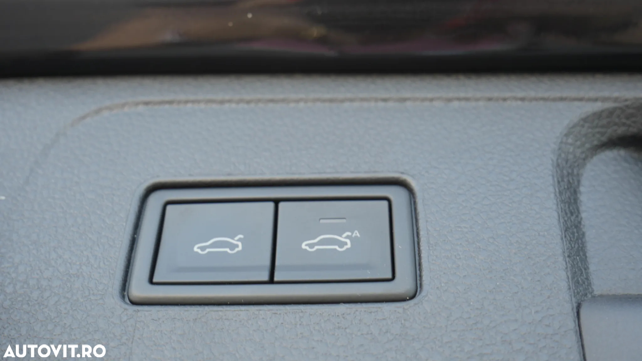 Volkswagen Passat Variant 2.0 TDI SCR DSG Business - 32
